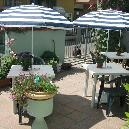 Sirenapop Concept B&B Rivazzurra Di Rimini エクステリア 写真