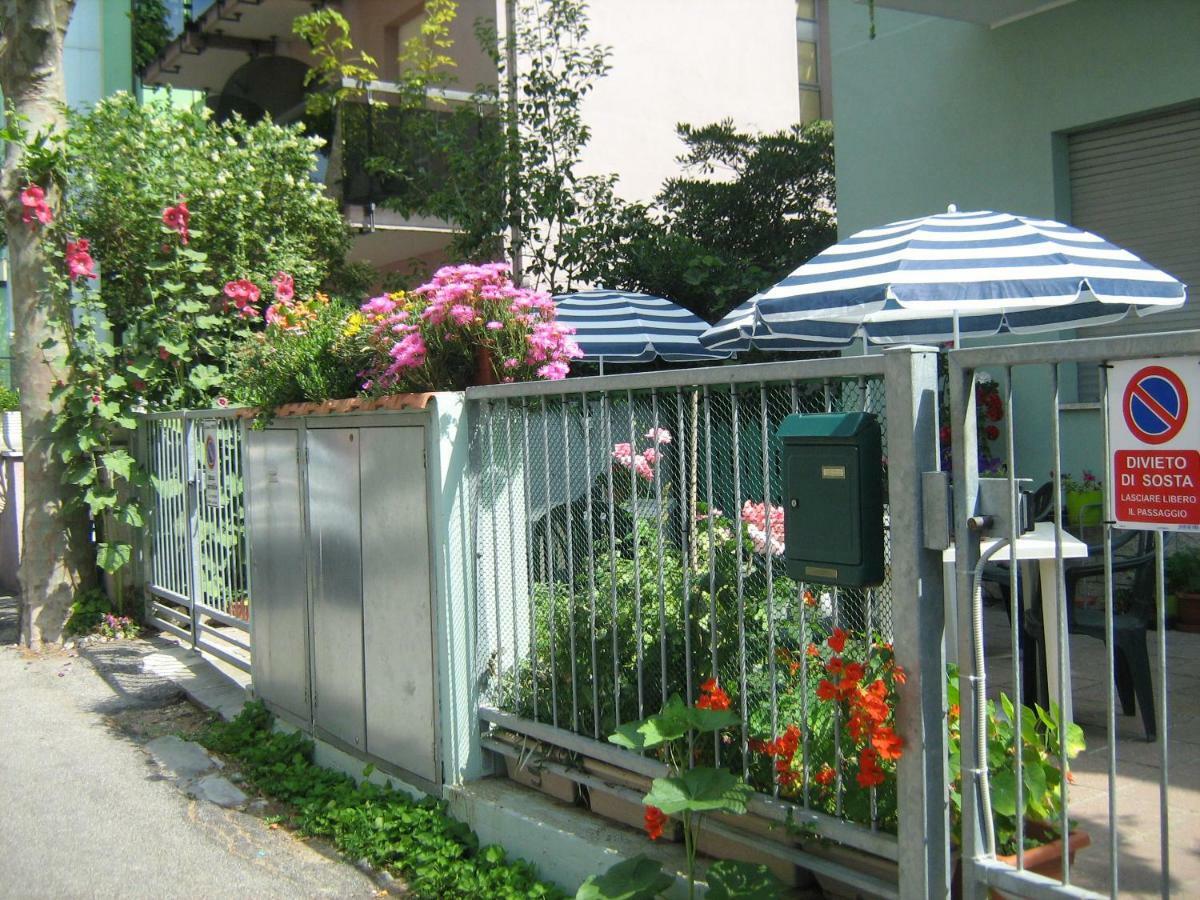 Sirenapop Concept B&B Rivazzurra Di Rimini エクステリア 写真